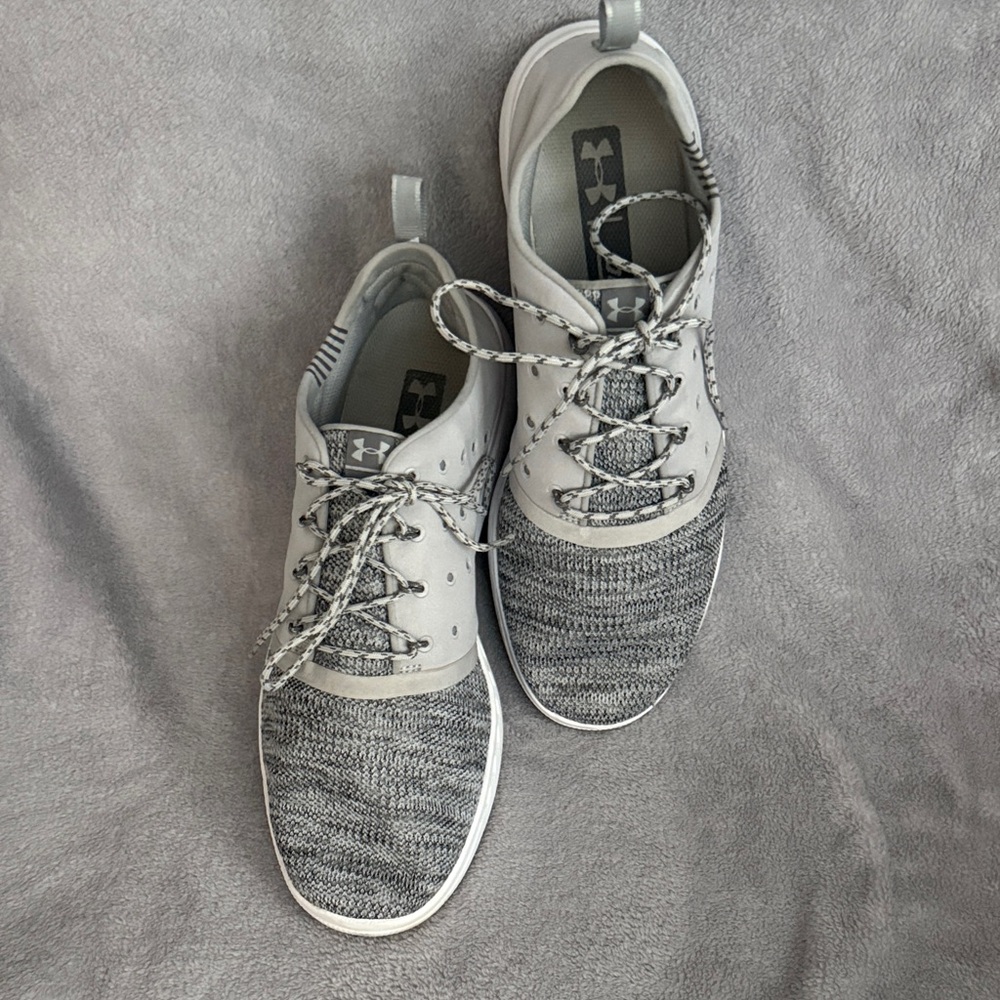 Under Armour Men's Gray and White Athletic Shoes
